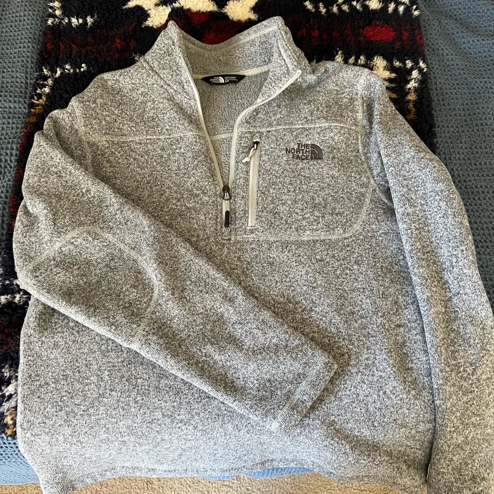 The North Face men’s 1/4 zip jacket